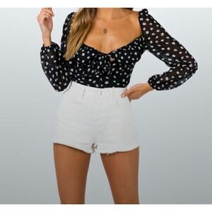 Princess Polly Camina Floral Long Sleeve Crop Top in Black & White Size S